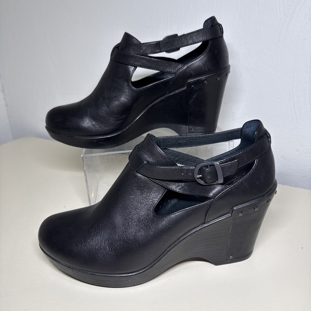 Dansko Franka Booties Black Leather Womens size 39/8.5 Flaw
